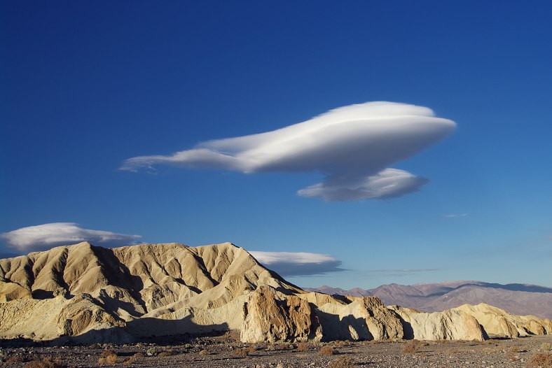 Lenticular Cloud